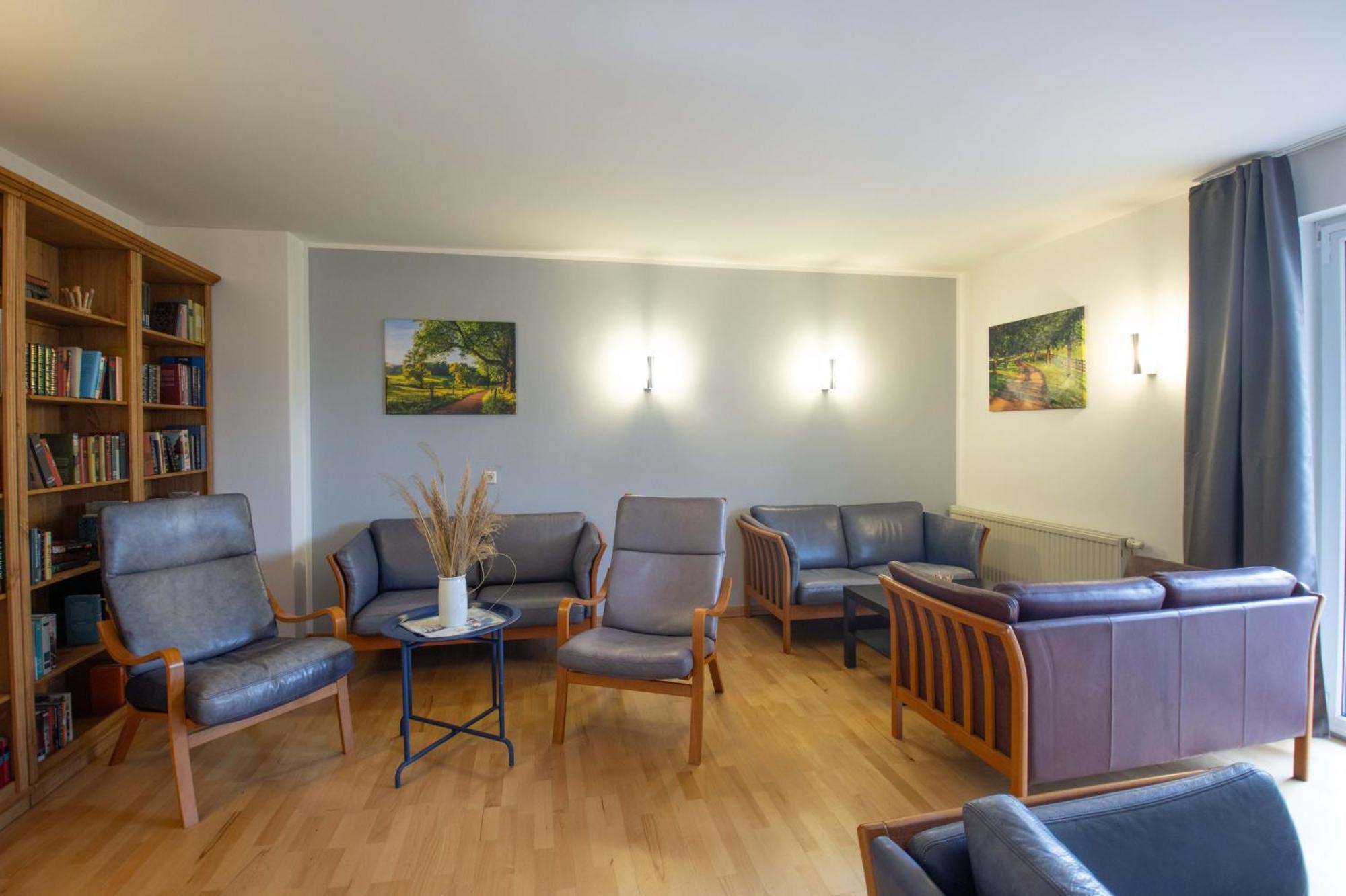 Inselhotel Kleiner Bodden Buschvitz Exterior photo